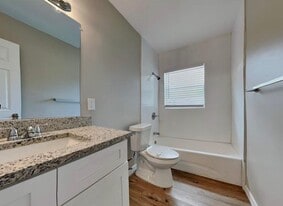 1720 Newton St in Orlando, FL - Building Photo