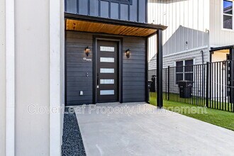 414 Montana St in San Antonio, TX - Building Photo - Building Photo