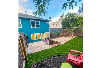 5230 Ledesma Rd in Austin, TX - Building Photo - Building Photo