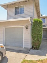 20768 SW Kinnaman Rd in Beaverton, OR - Building Photo