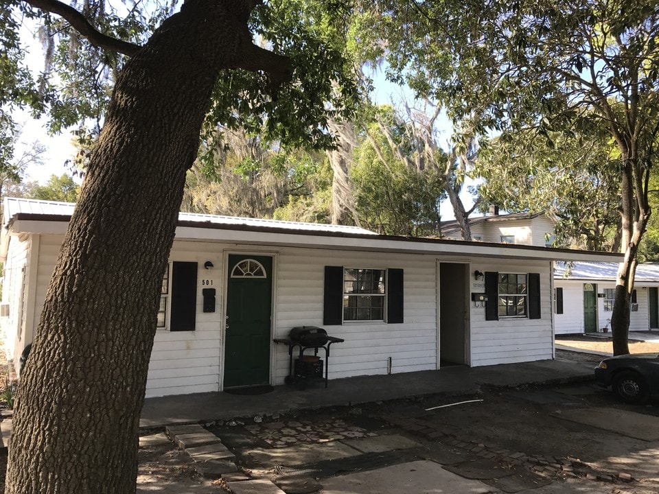 507 W Baker St in Plant City, FL - Building Photo