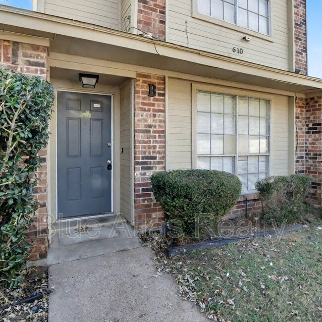 610 Lillard Rd in Arlington, TX - Building Photo - Building Photo