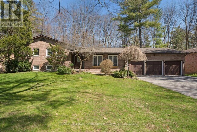 21 Artesian Ave in East Gwillimbury, ON - Building Photo - Building Photo