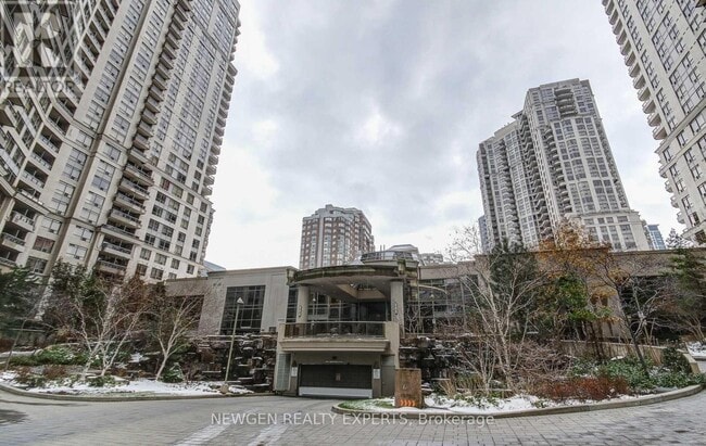 property at 3880 Duke of York Blvd