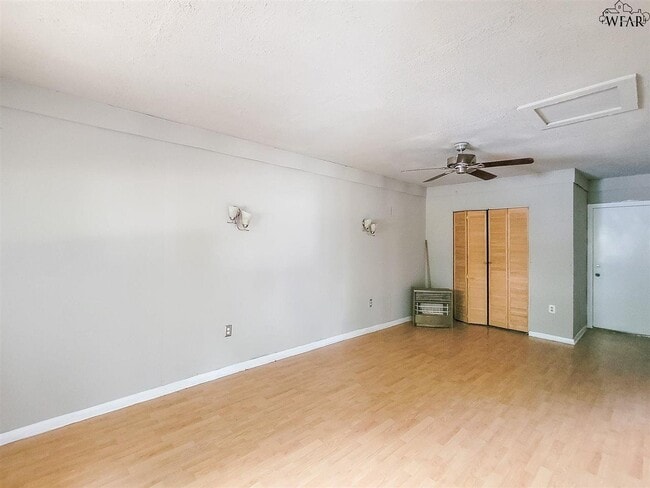 1421 Deville St in Wichita Falls, TX - Building Photo - Building Photo