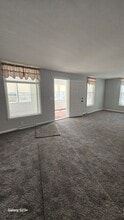 340 E Baker St in Bloomington, IL - Building Photo - Building Photo