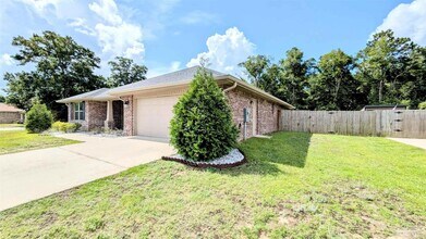 4407 Wilmington Way in Milton, FL - Building Photo - Building Photo