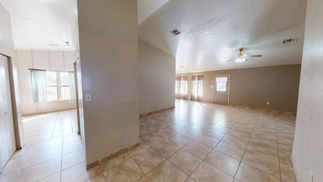 1480 Solana Rd SW in Deming, NM - Building Photo - Building Photo