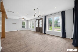 2403 Arbor St in Houston, TX - Building Photo