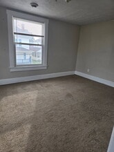 403 Maple Ave in Newark, OH - Building Photo - Building Photo