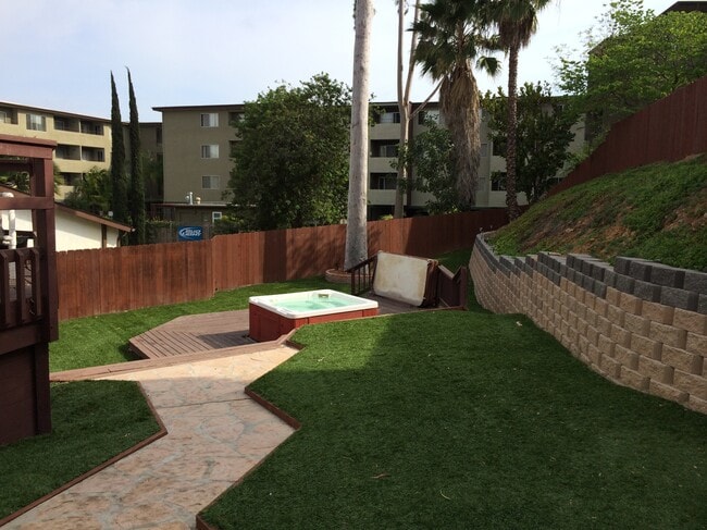 5060 Leo St in San Diego, CA - Building Photo - Building Photo