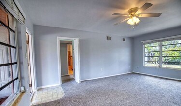 515 Sante Joseph St in Venice, FL - Building Photo - Building Photo