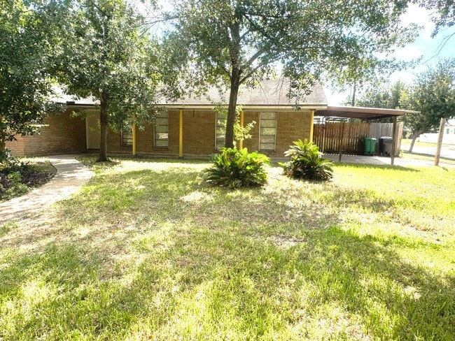 property at 1518 Johanna Dr