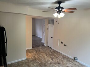 405 W Collinsville Rd in Troy, IL - Building Photo - Building Photo