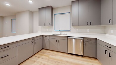 1215 SE 8th St in Minneapolis, MN - Foto de edificio - Building Photo