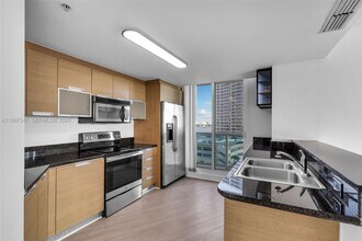 1881 79th Street Causeway in Miami Beach, FL - Building Photo - Building Photo