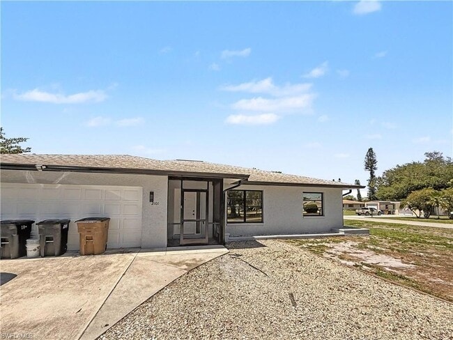 property at 2101 Hibiscus Rd