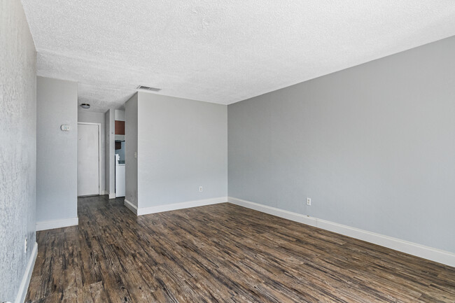 Lakeview Landing in Avon Park, FL - Foto de edificio - Building Photo