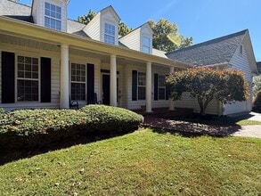 935 Charter Oaks Dr in Charlottesville, VA - Building Photo - Building Photo