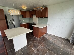 95-021 Kuahelani Ave in Mililani, HI - Building Photo - Building Photo