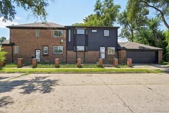19211 Birwood St in Detroit, MI - Building Photo - Building Photo
