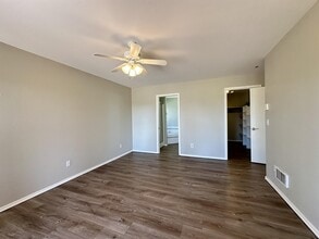 381 Dolphin Ave NE in Ocean Shores, WA - Building Photo - Building Photo