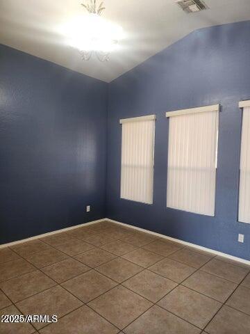 8102 W Hess Ave in Phoenix, AZ - Building Photo - Building Photo