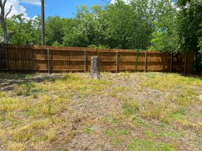 1006 SW 5th Ave in Mineral Wells, TX - Building Photo - Building Photo