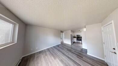 2925 Straus Ln, Unit 3 in Colorado Springs, CO - Building Photo - Building Photo