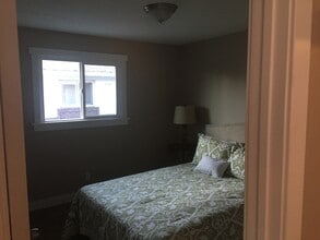 411 South Hollywood Avenue in Salt Lake City, UT - Building Photo - Building Photo