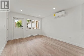 1287 Aubin Rd in Windsor, ON - Building Photo - Building Photo