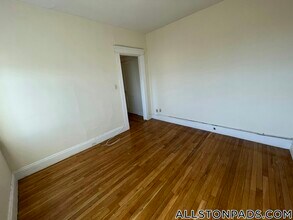 1152 Commonwealth Ave in Boston, MA - Building Photo - Building Photo