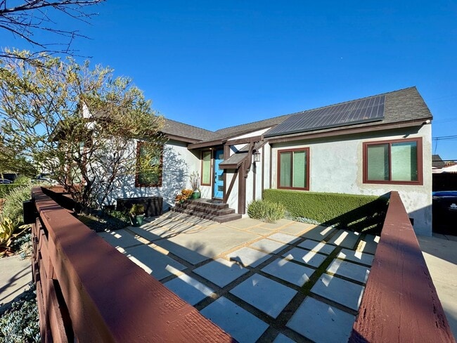 3850 Westside Ave in Los Angeles, CA - Building Photo - Building Photo