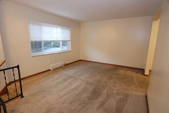 3246 Ladoga St in Pittsburgh, PA - Building Photo - Building Photo