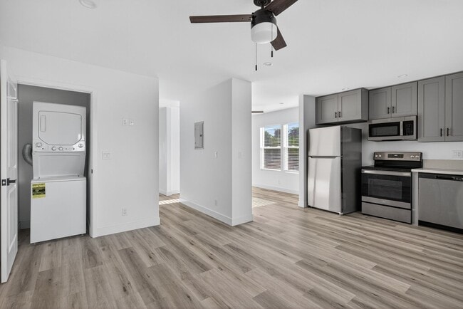 property at 113 S Lillie Ave