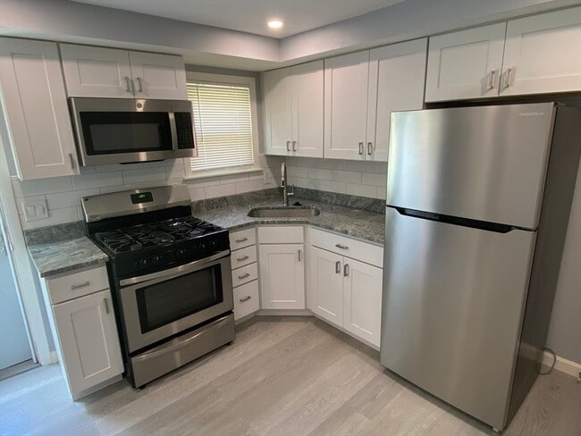property at 8 Regina Rd