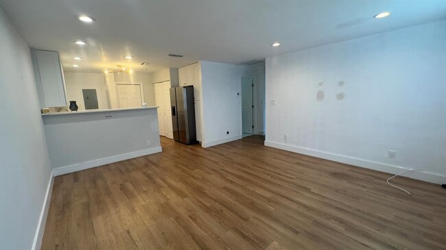 property at 1867 Windsor Dr