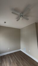 1005 Edmondson Ave in Baltimore, MD - Foto de edificio - Building Photo