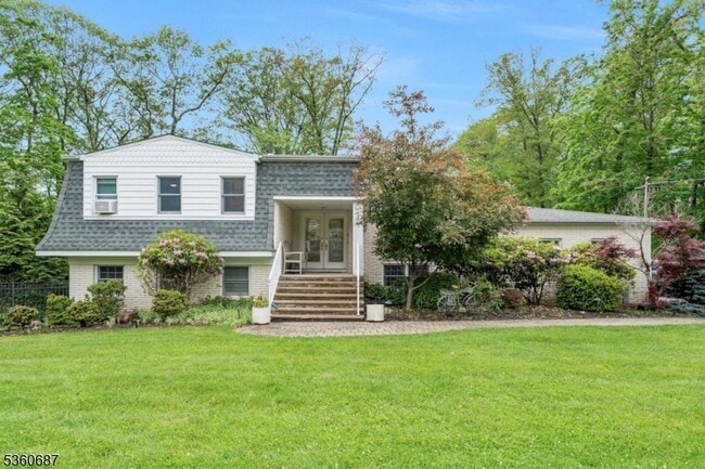 28 Degray Terrace in Mahwah, NJ - Building Photo - Building Photo