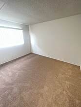 10483 Londonderry Ave in San Diego, CA - Building Photo - Building Photo