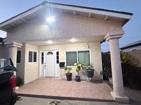 9625 Adoree St in Downey, CA - Building Photo