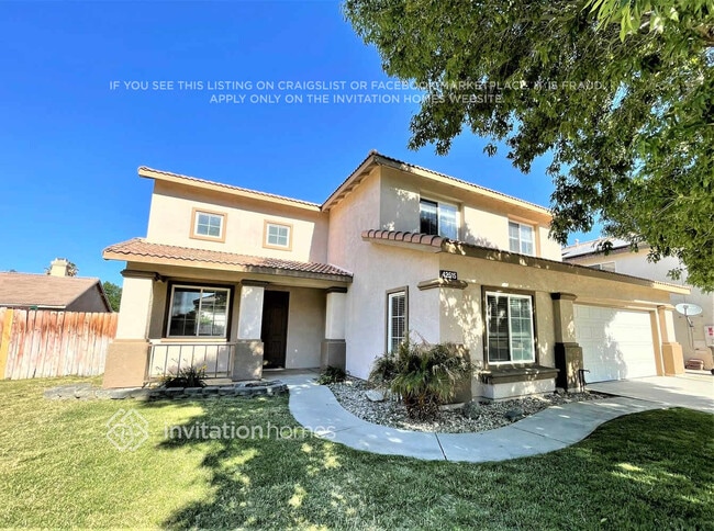 42515 Coronet Ct in Lancaster, CA - Building Photo - Building Photo