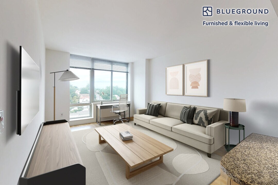 27 Barker Ave in White Plains, NY - Building Photo