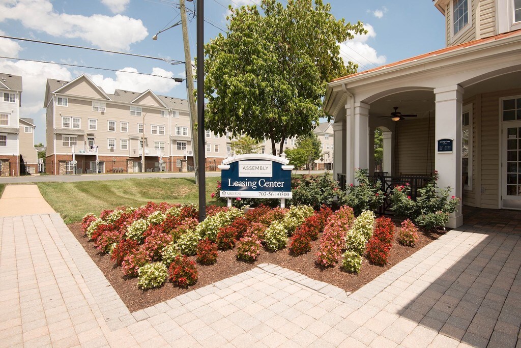 Assembly Dulles Herndon, VA Apartments