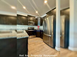 869 Gleneagle Ct in Tooele, UT - Building Photo - Building Photo