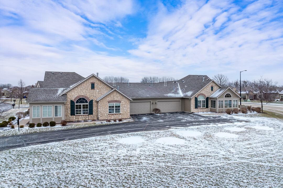 The Villas at Apple Creek in Appleton, WI - Building Photo