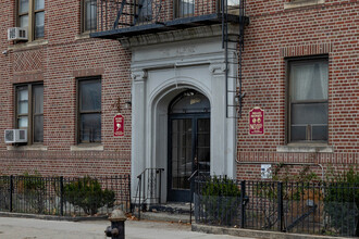 1125 Sterling Pl in Brooklyn, NY - Foto de edificio - Building Photo