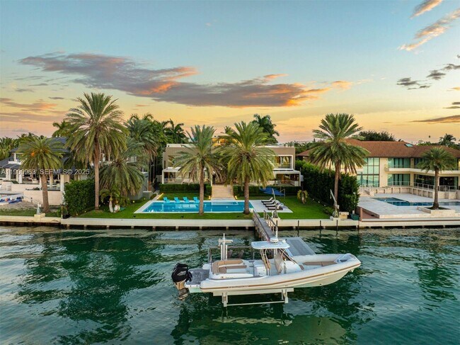 360 Harbor Dr in Key Biscayne, FL - Building Photo - Building Photo