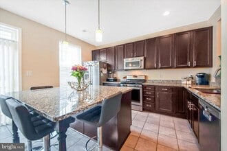 1616 Wesbourne Dr in Upper Marlboro, MD - Building Photo - Building Photo