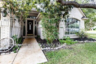 9610 Rocksprings St in San Antonio, TX - Building Photo - Building Photo